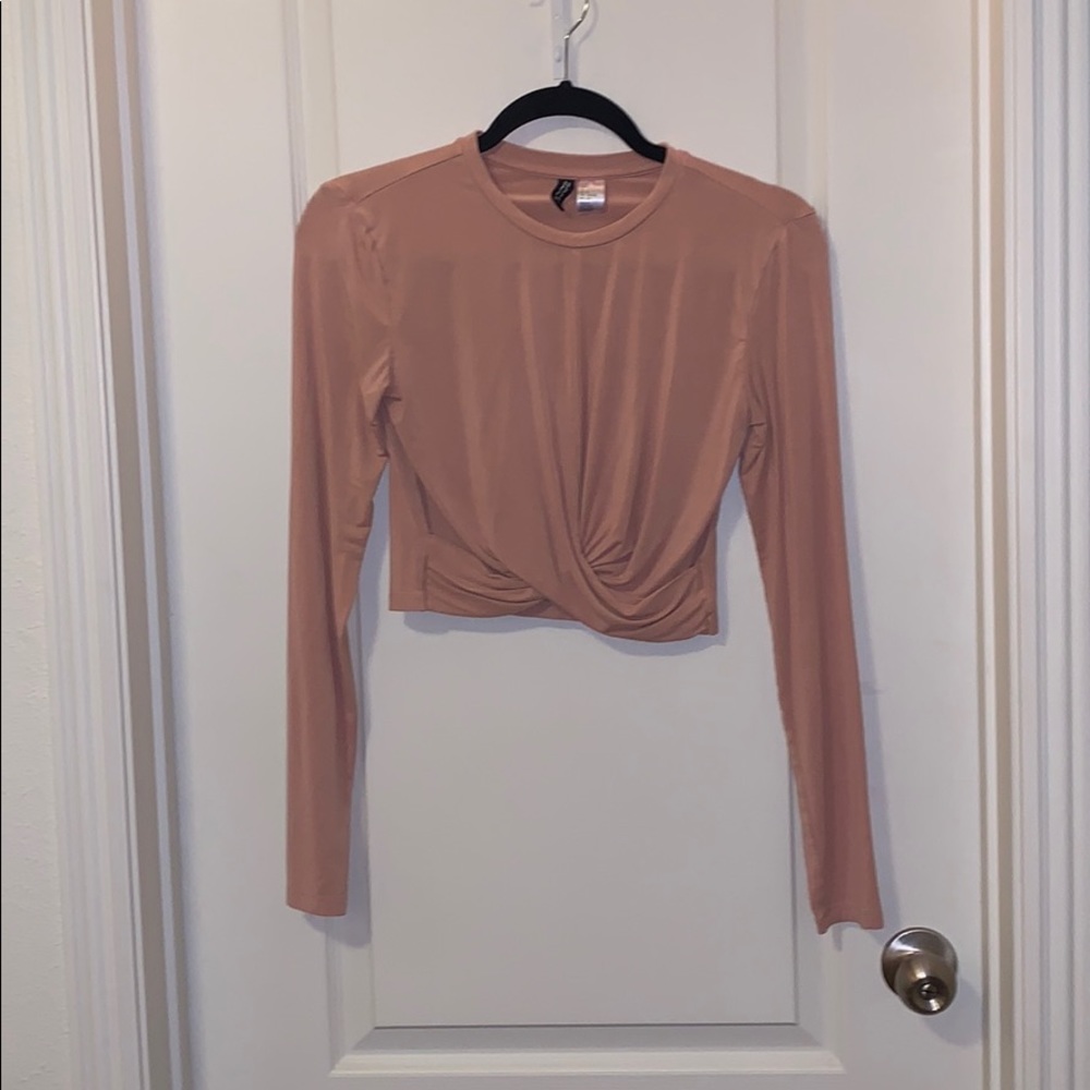 Long sleeve crop